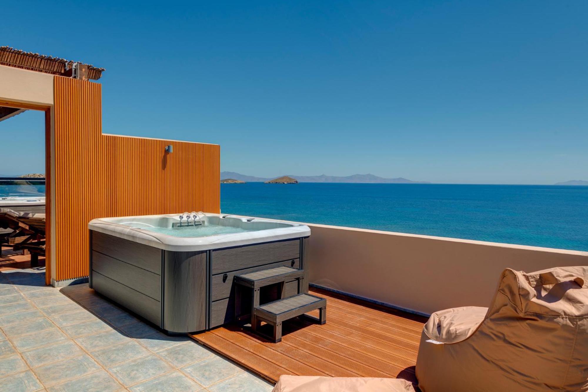 Lalari Beach Suites Vári Exterior photo