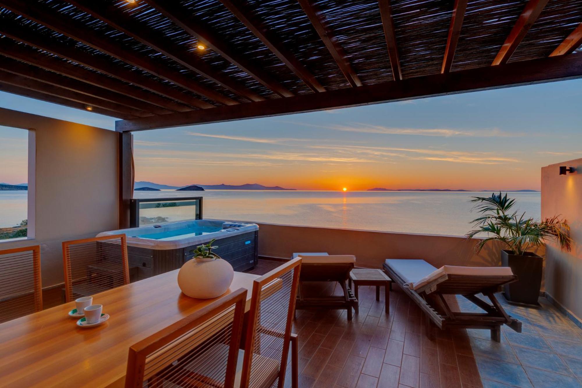Lalari Beach Suites Vári Exterior photo