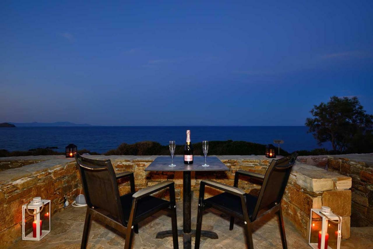 Lalari Beach Suites Vári Exterior photo